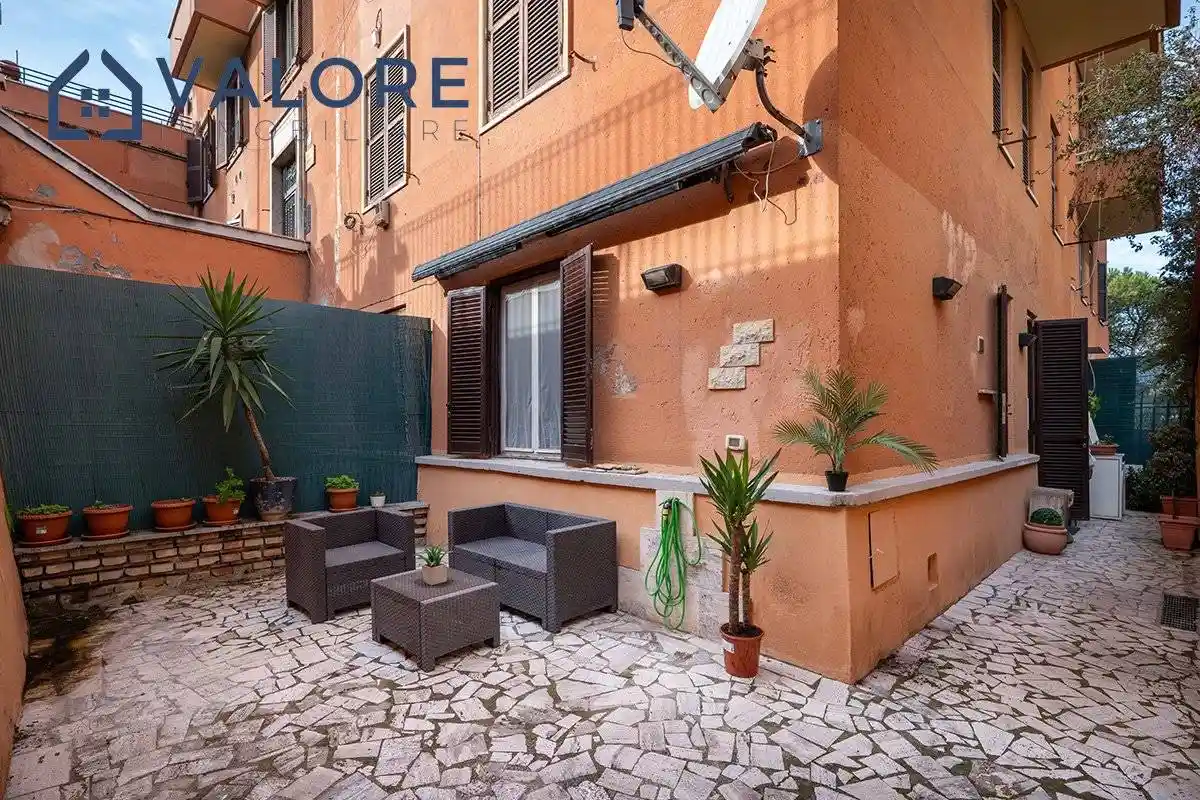 Appartamento in vendita a Roma