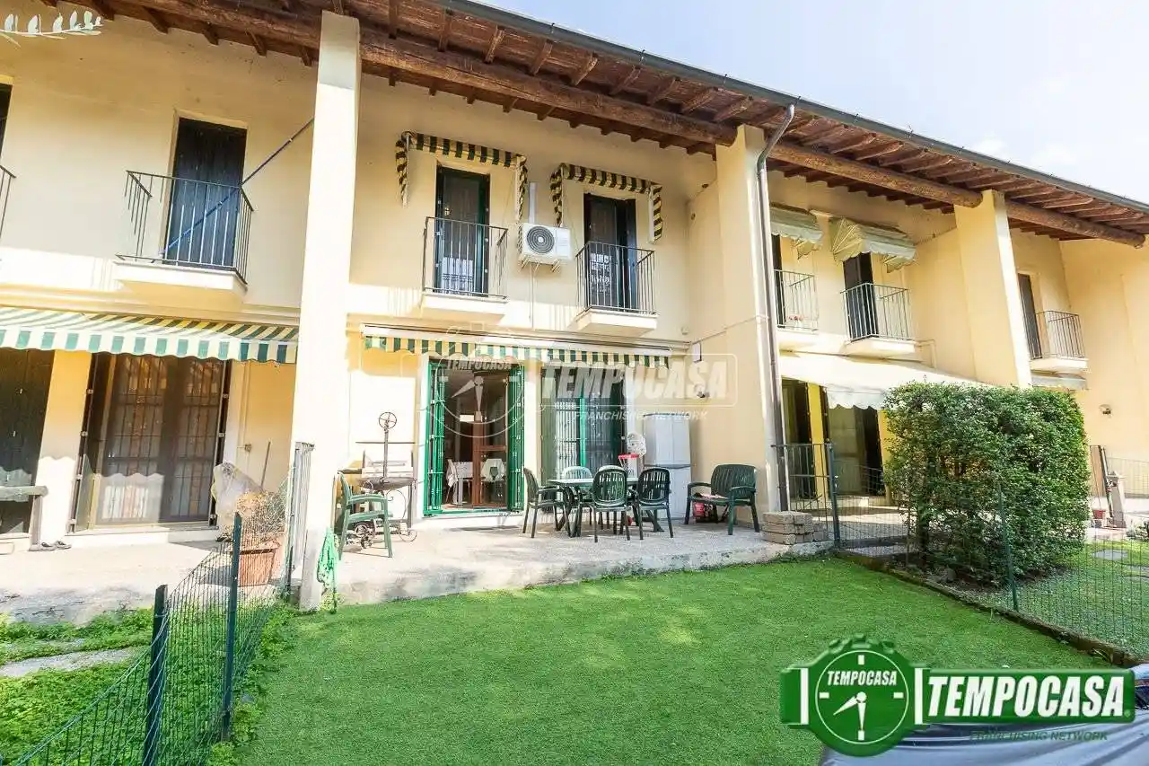 Villetta a schiera in vendita a Pandino