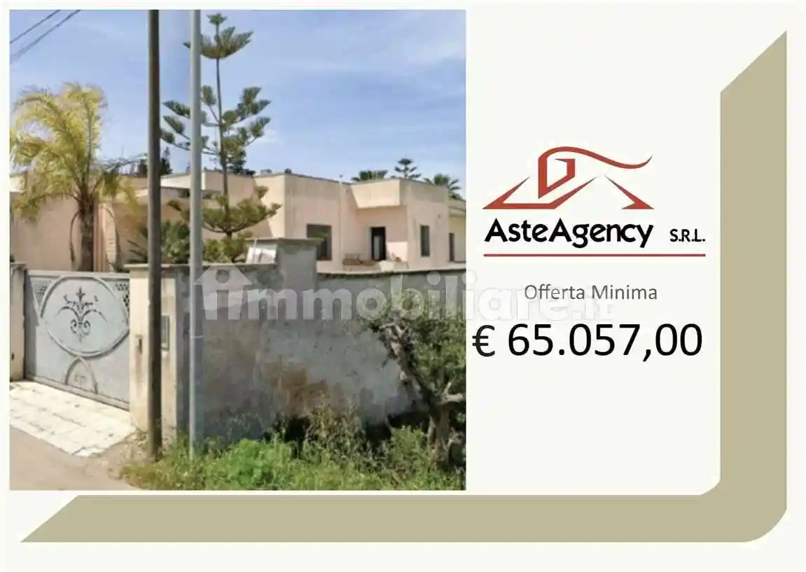 Villa in vendita a Squinzano