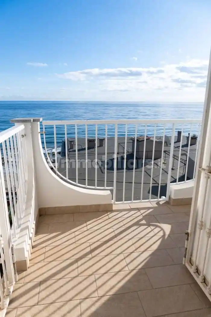 Appartamento in vendita a Laigueglia