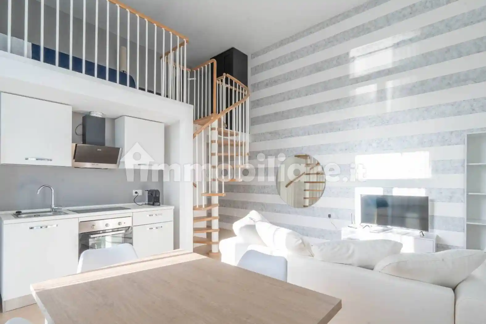 Appartamento in affitto a Trani