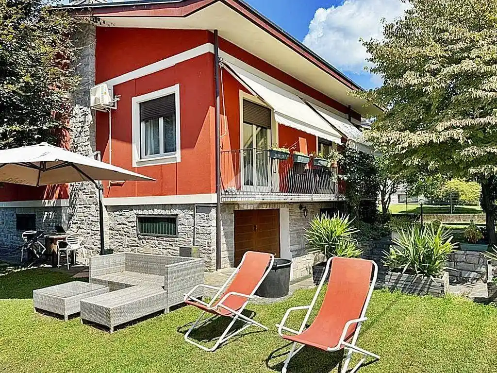 Villa in vendita a Taino