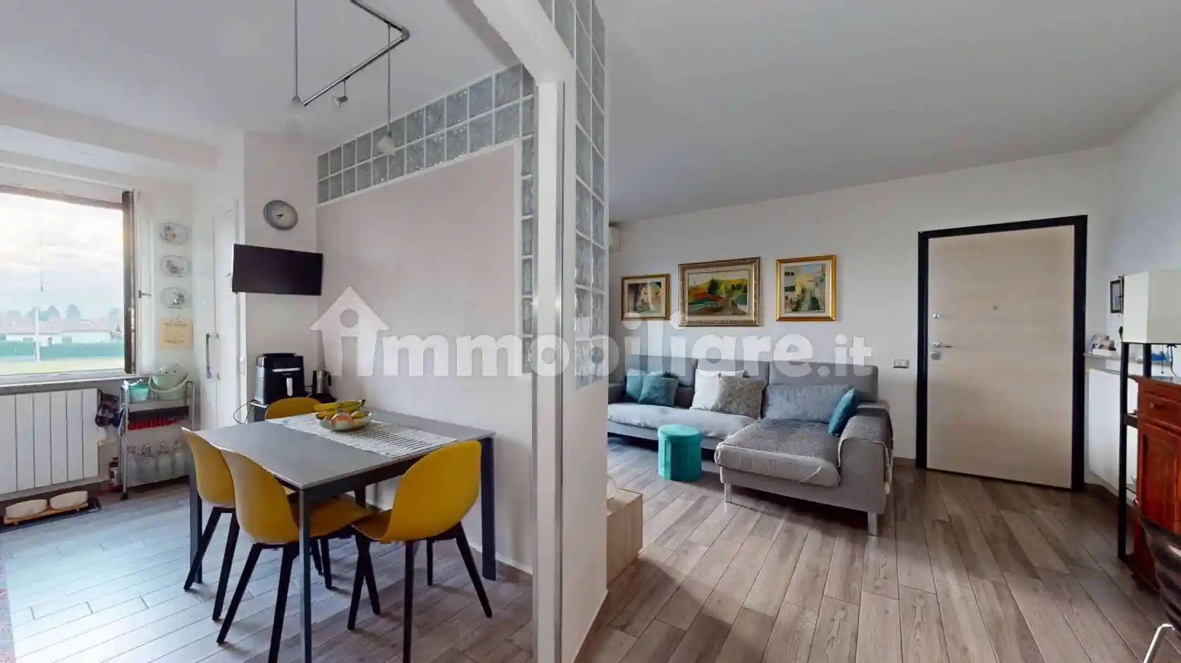 Appartamento in vendita a Lonate Ceppino