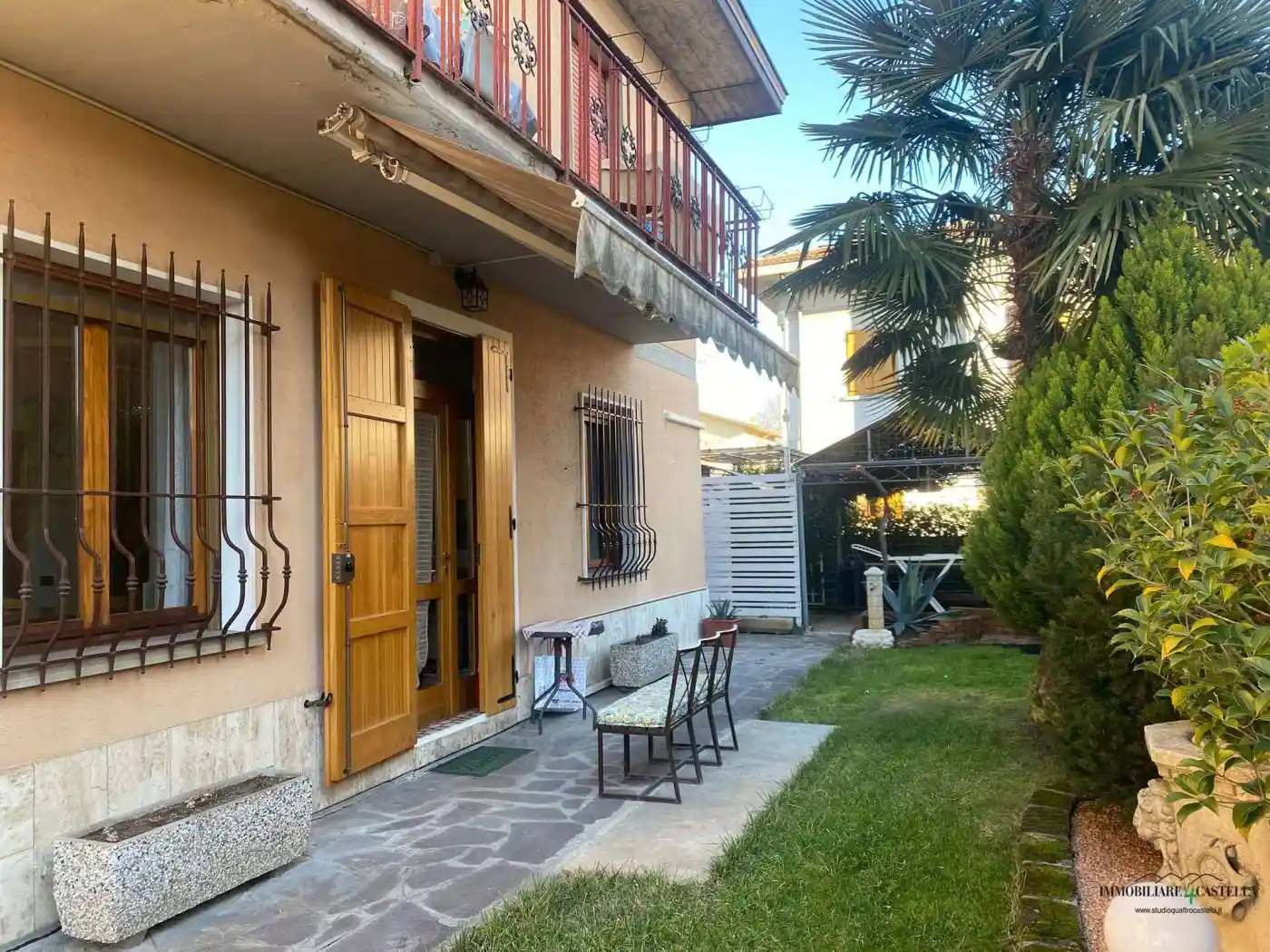 Villa in vendita a Quattro Castella