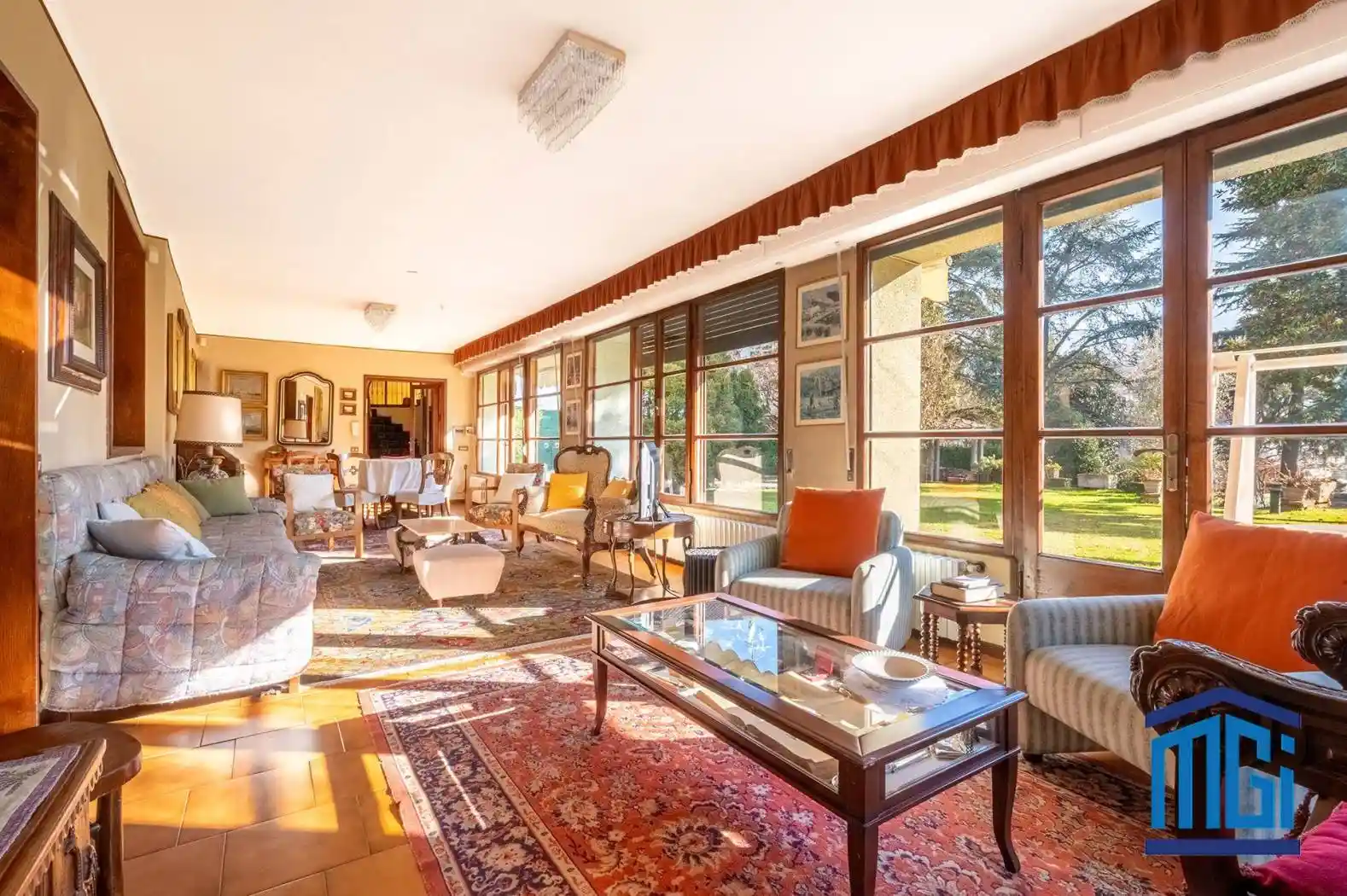 Palazzo - Edificio in vendita a Ponteranica