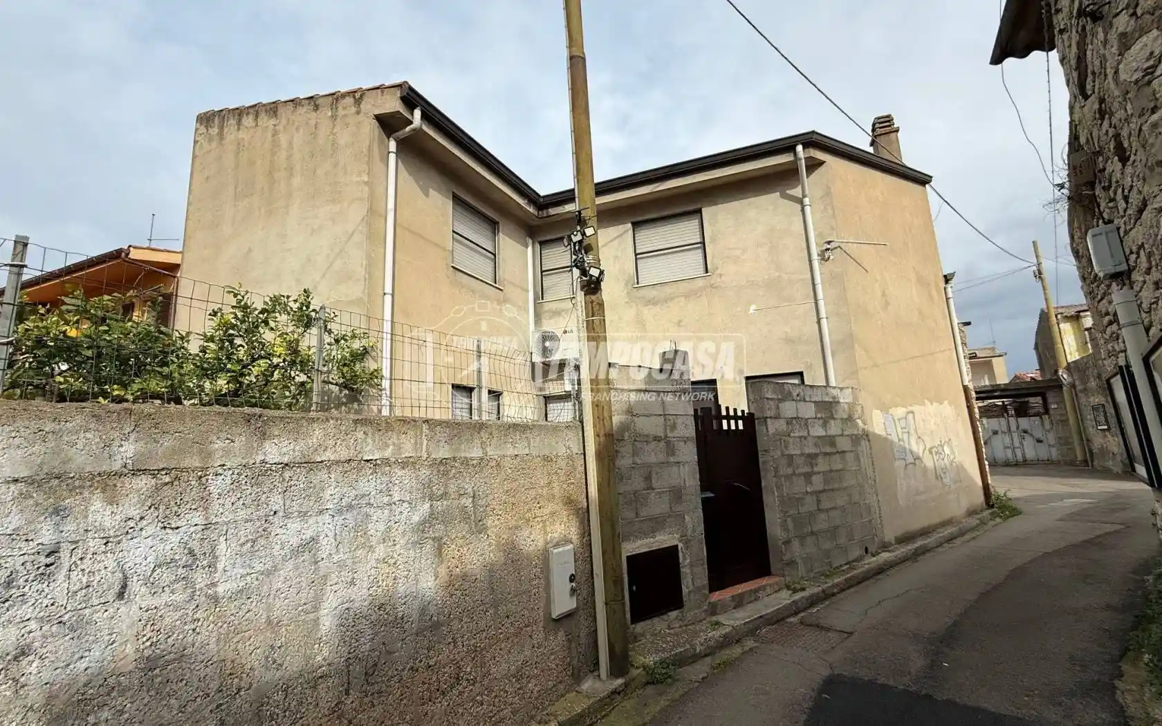 Palazzo - Edificio in vendita a Mogoro