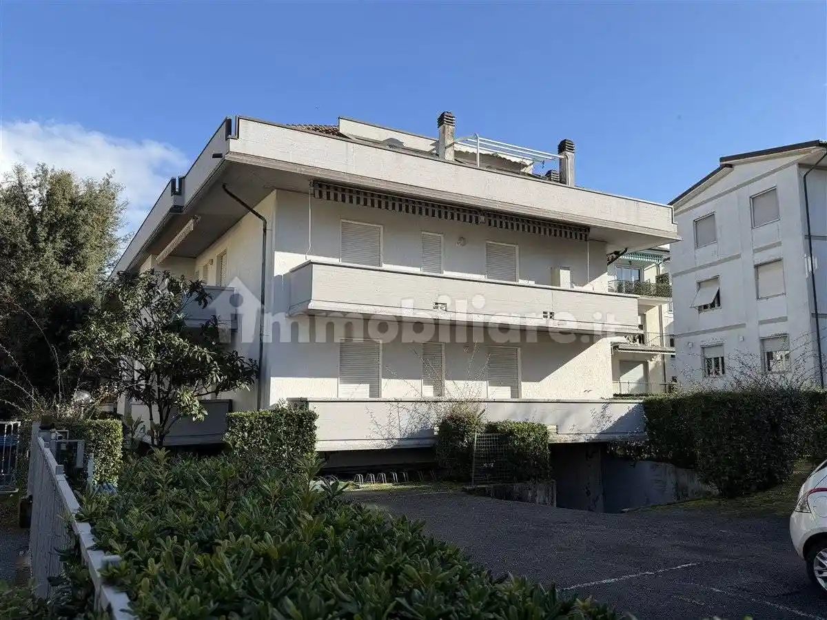 Appartamento in vendita a Massa