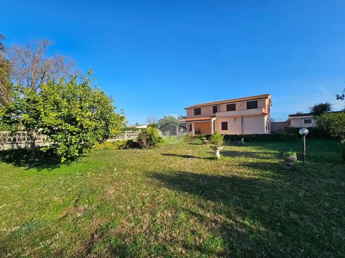 Villa in vendita a Anzio