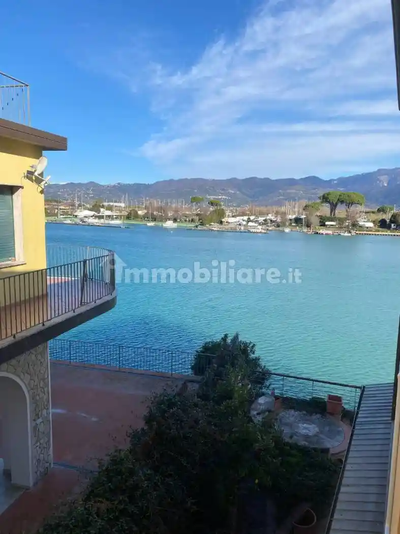 Appartamento in affitto a Ameglia