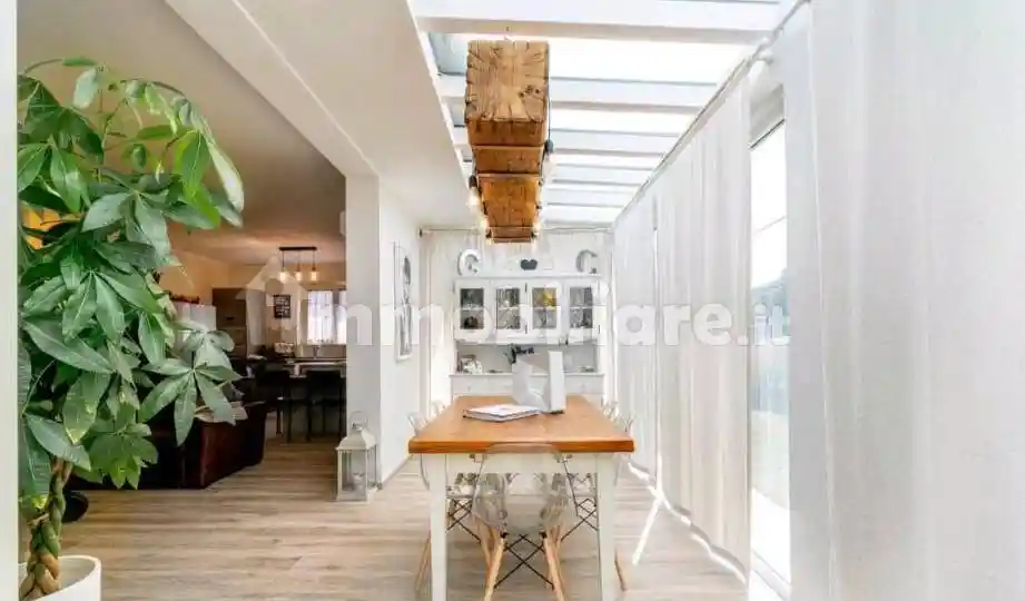 Villa in vendita a Massa