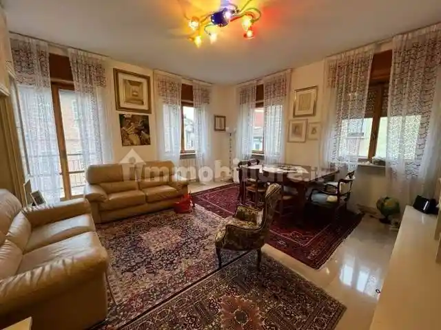 Appartamento in vendita a Piacenza