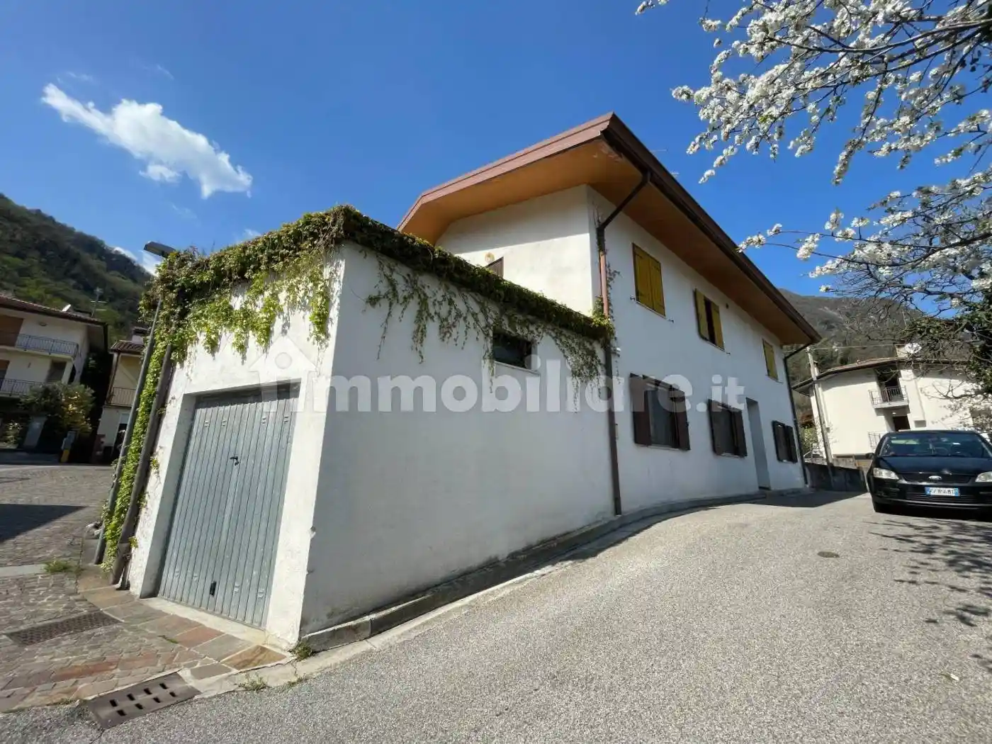 Appartamento in vendita a Trasaghis