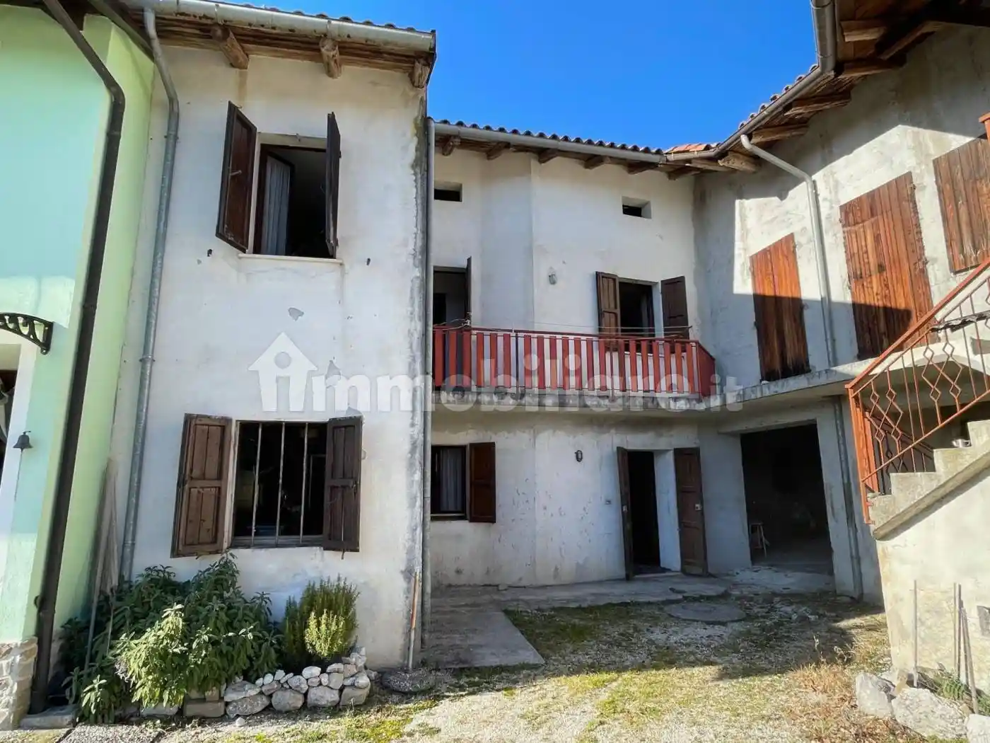 Villa in vendita a Travesio