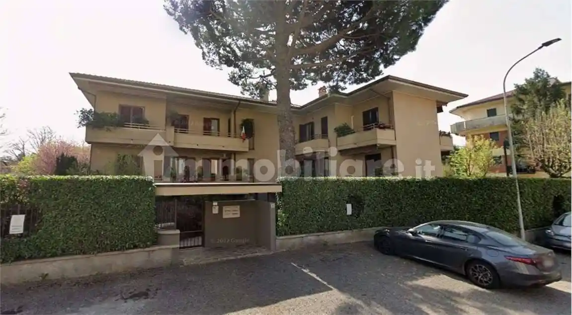 Appartamento in vendita a Carate Brianza