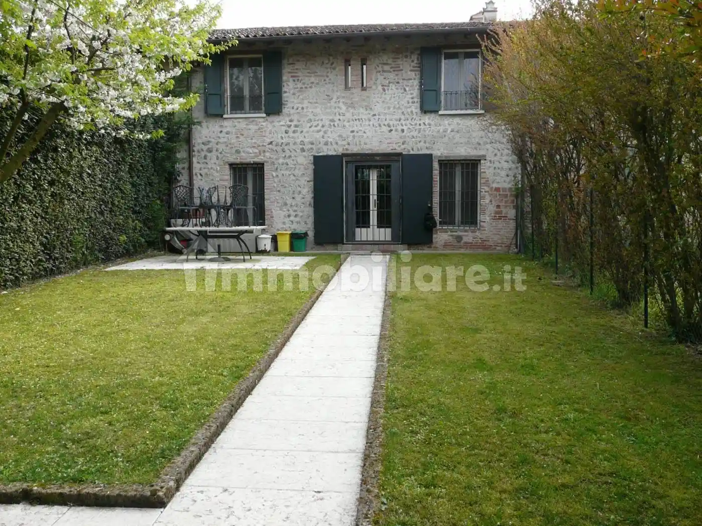 Rustico - Casale in vendita a Brescia