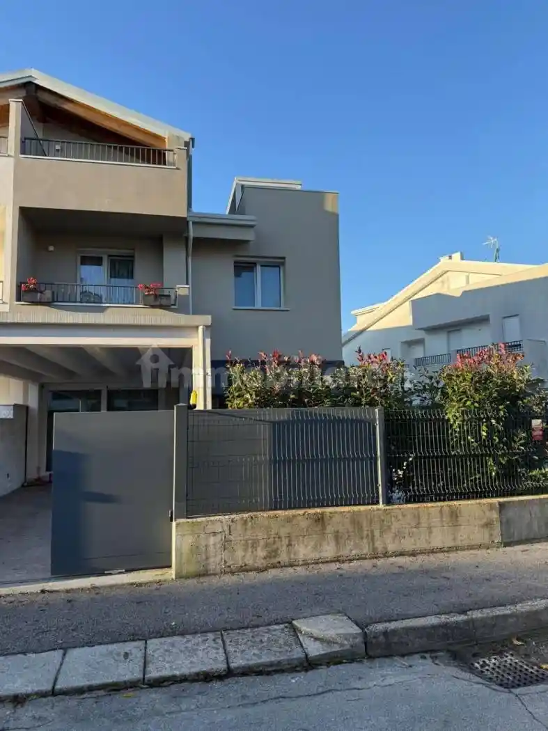 Villa in vendita a Veggiano