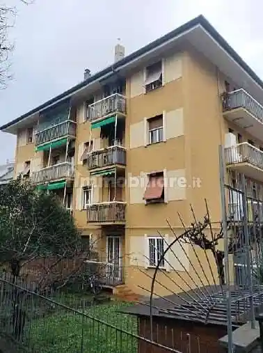 Appartamento in vendita a Genova