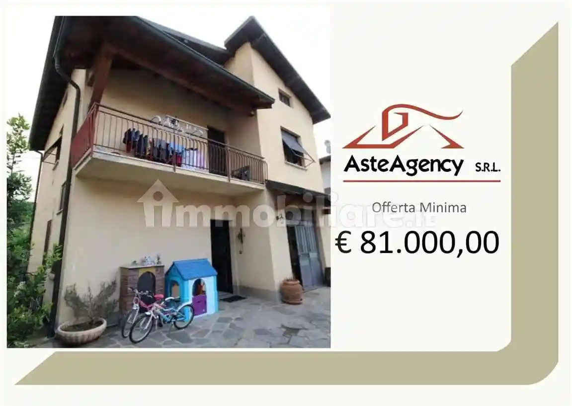 Villa in vendita a Fenegrò