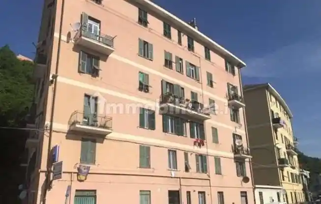 Appartamento in vendita a Genova