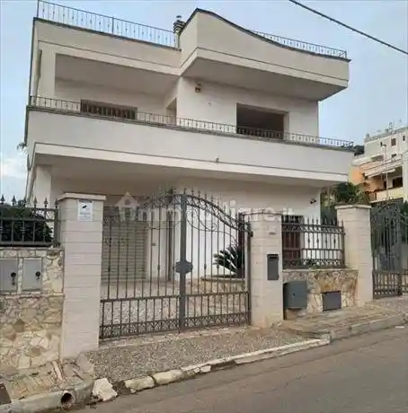 Villa in vendita a Matino