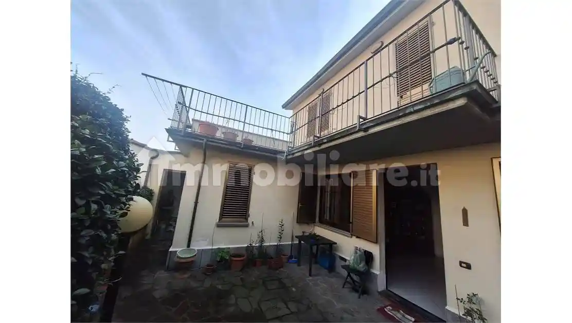 Casa indipendente in vendita a Montecatini-Terme