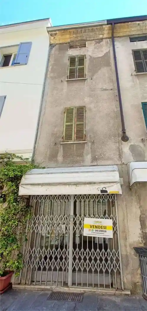 Villa in vendita a Fidenza