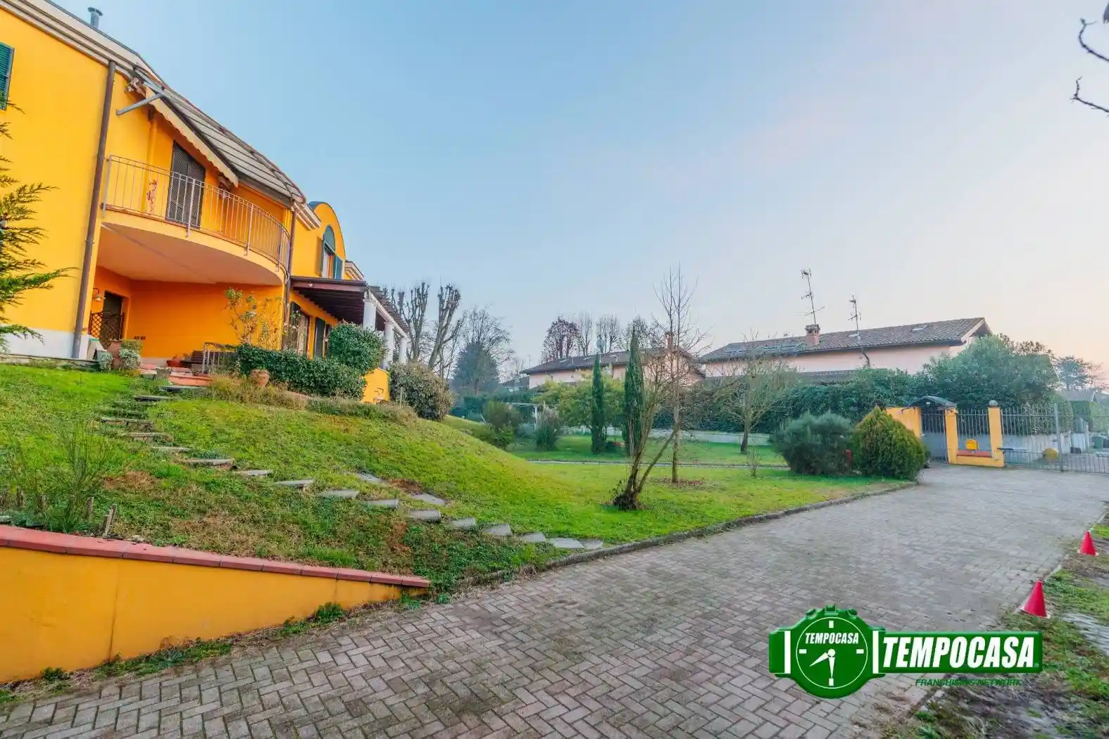 Villa in vendita a Torre d'Isola