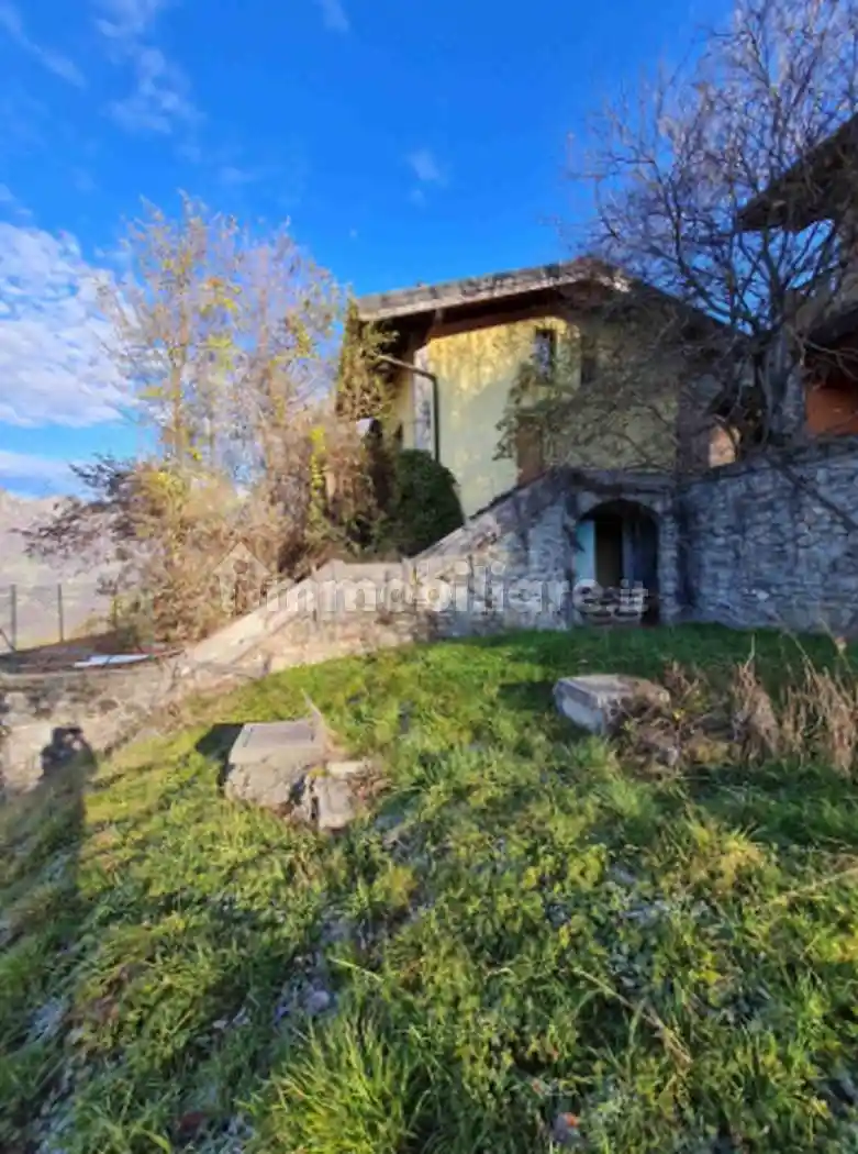 Appartamento in vendita a San Giovanni Bianco