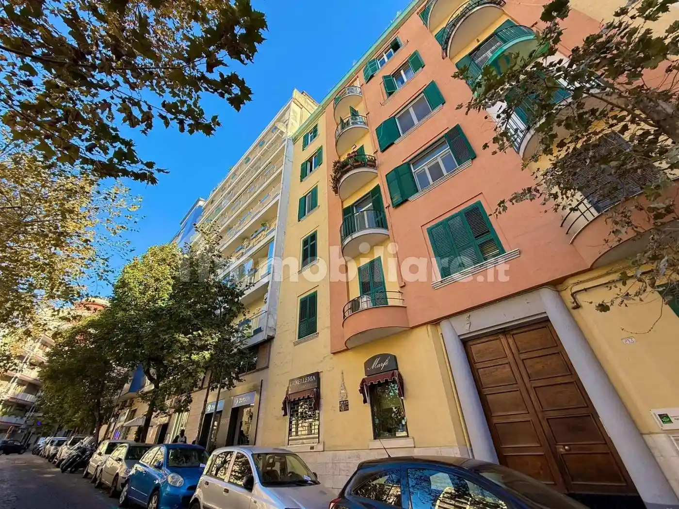 Appartamento in vendita a Napoli