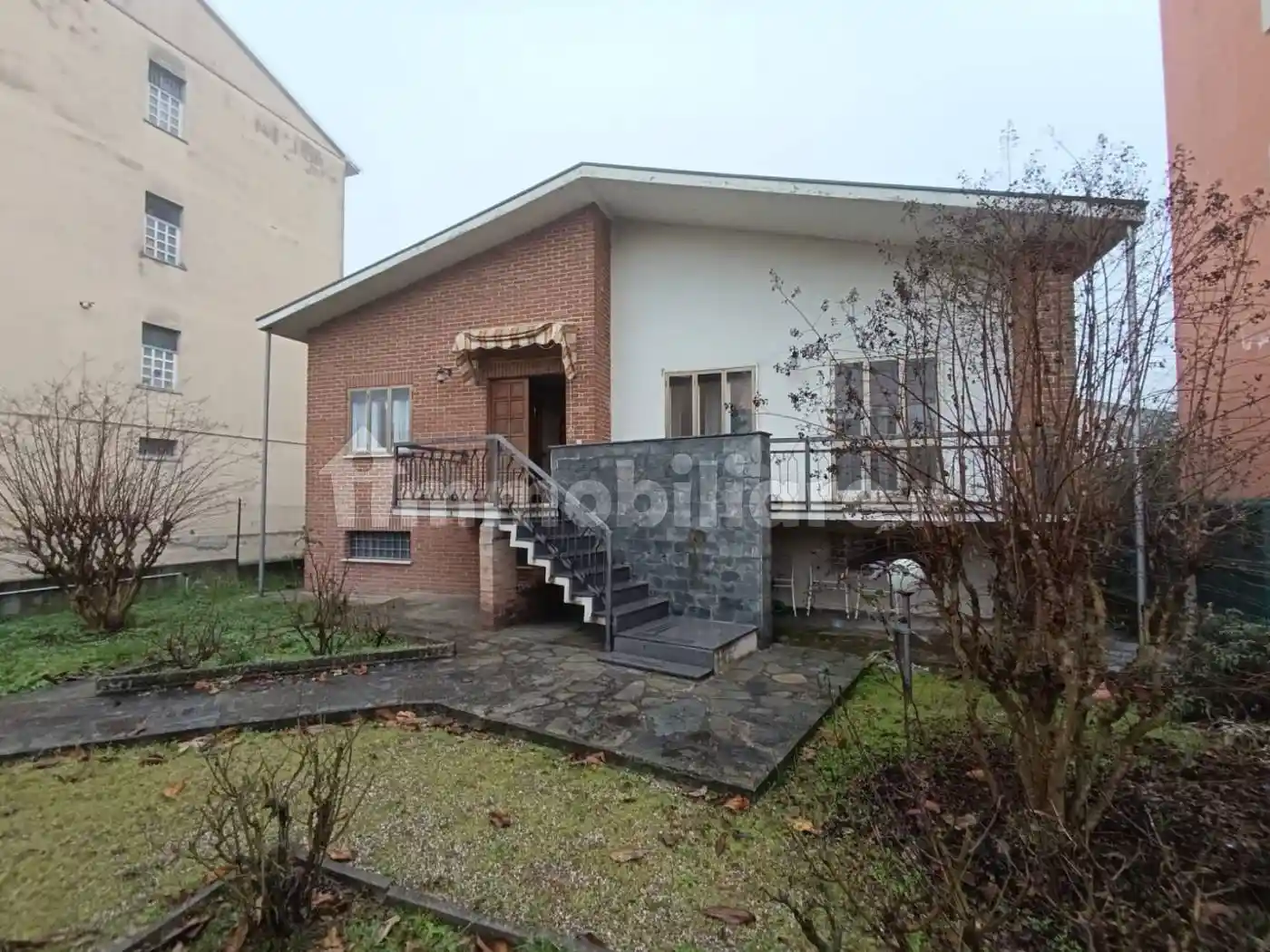 Villa in vendita a Bressana Bottarone