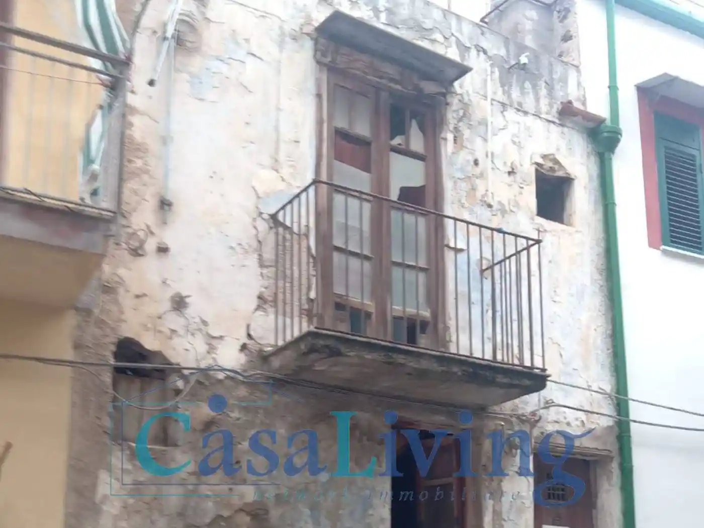 Palazzo - Edificio in vendita a Monreale