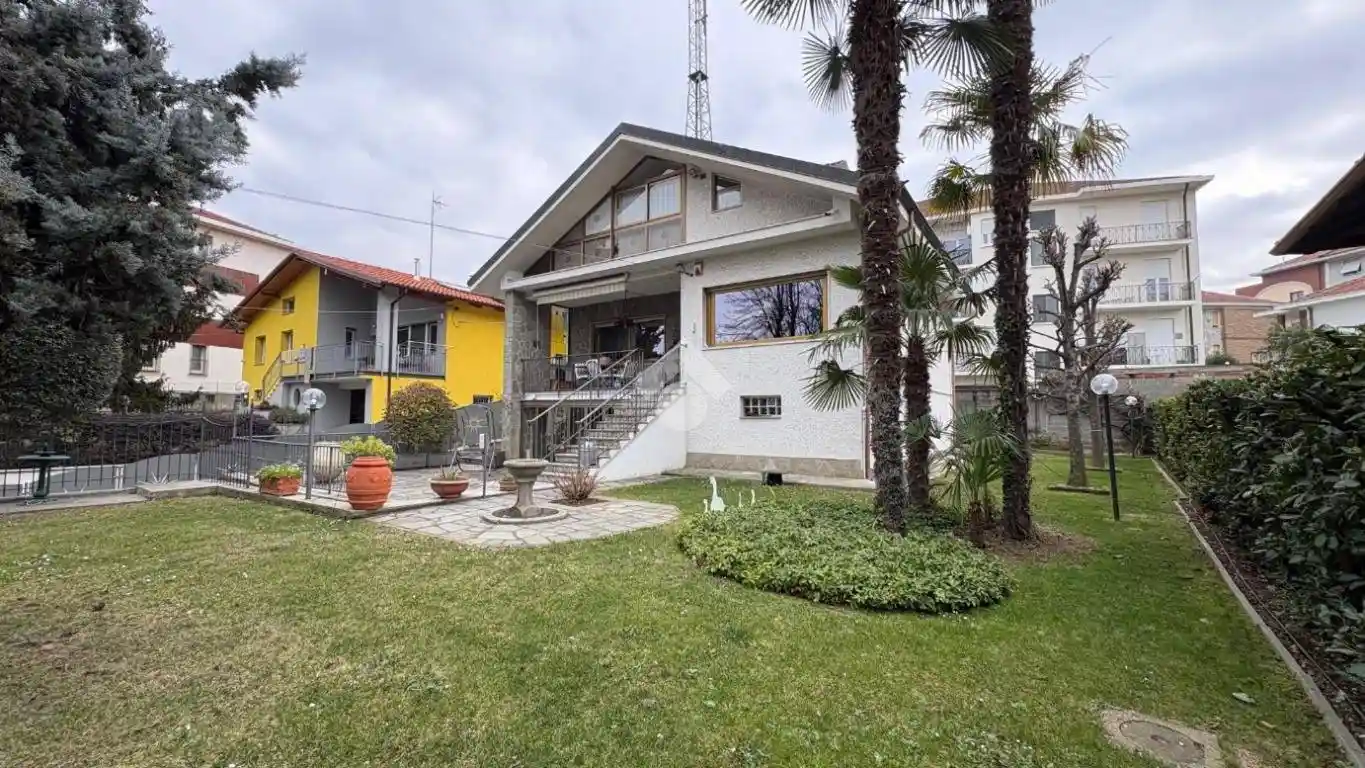 Villa in vendita a Rivoli