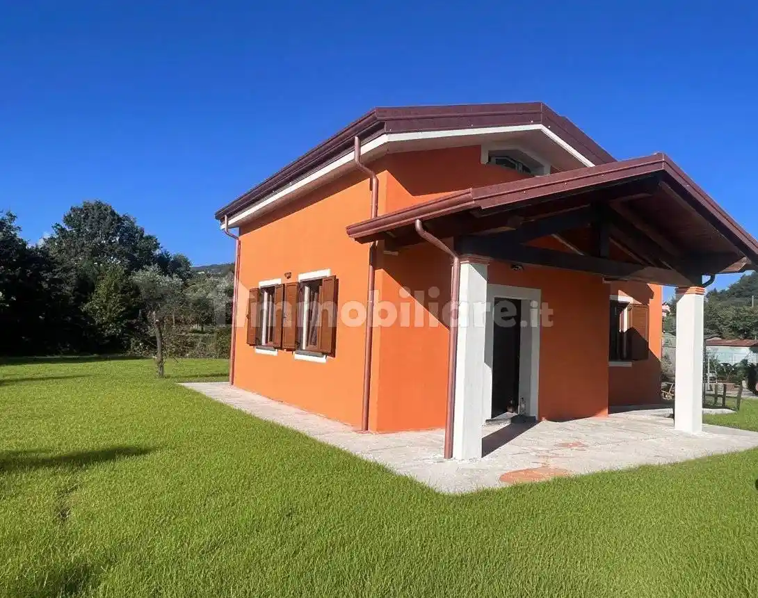 Villa in vendita a Santo Stefano di Magra