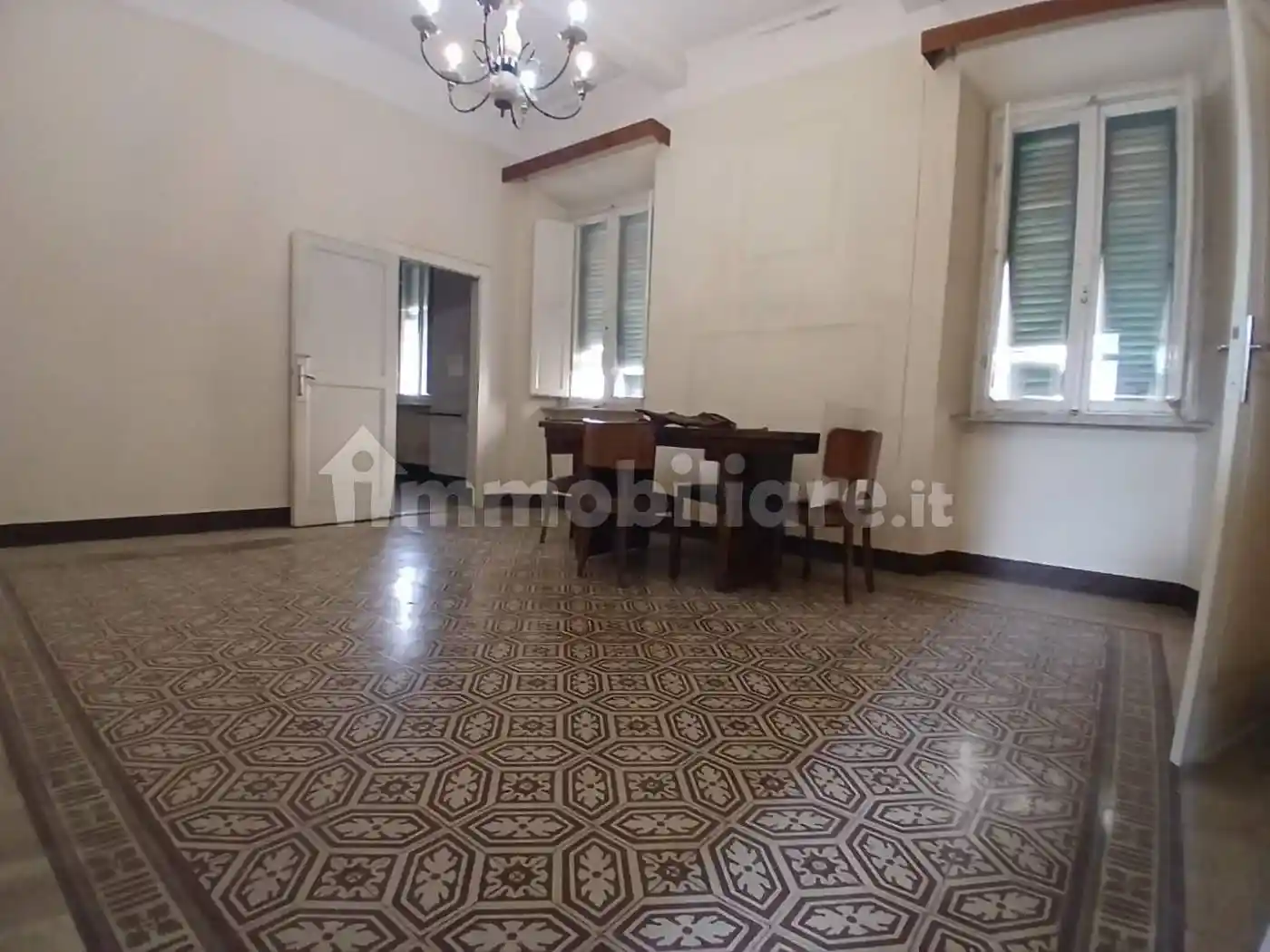 Appartamento in vendita a Livorno