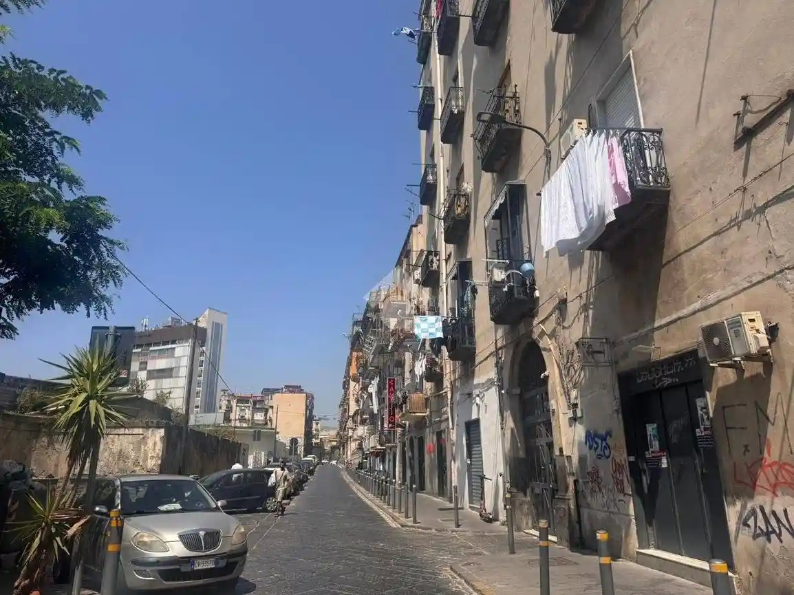 Appartamento in vendita a Napoli