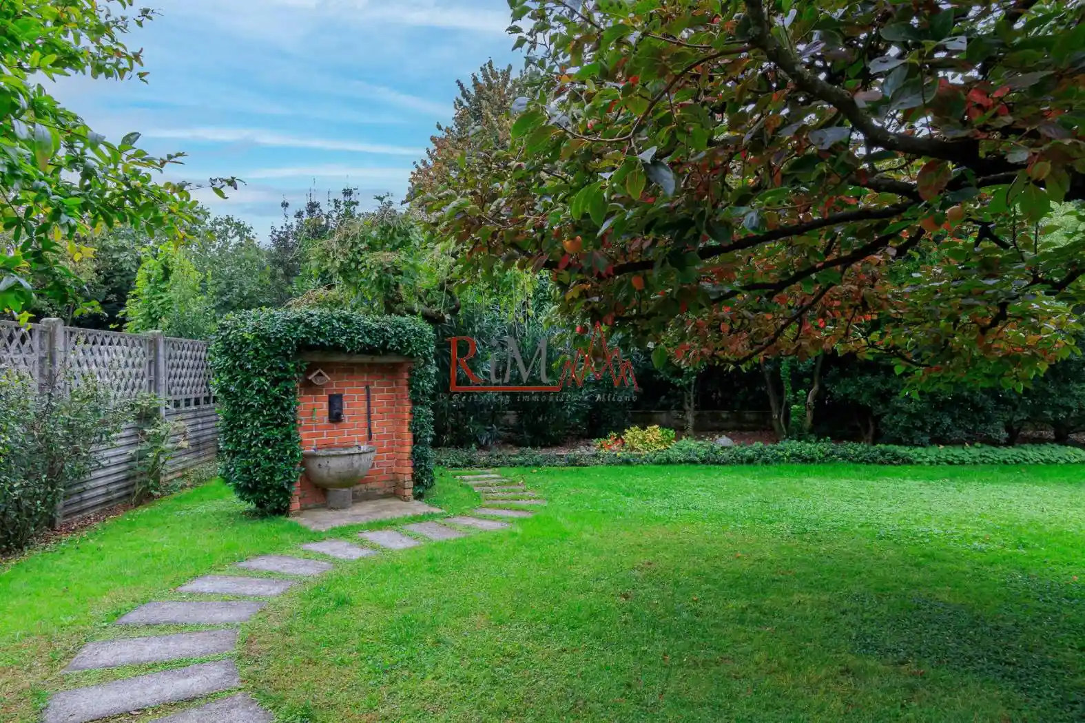 Villa in vendita a Trezzano sul Naviglio