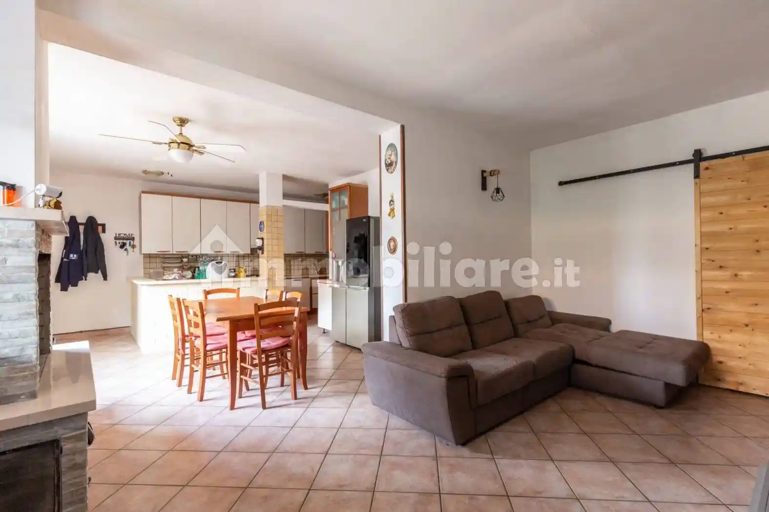 Appartamento in vendita a Trecastelli