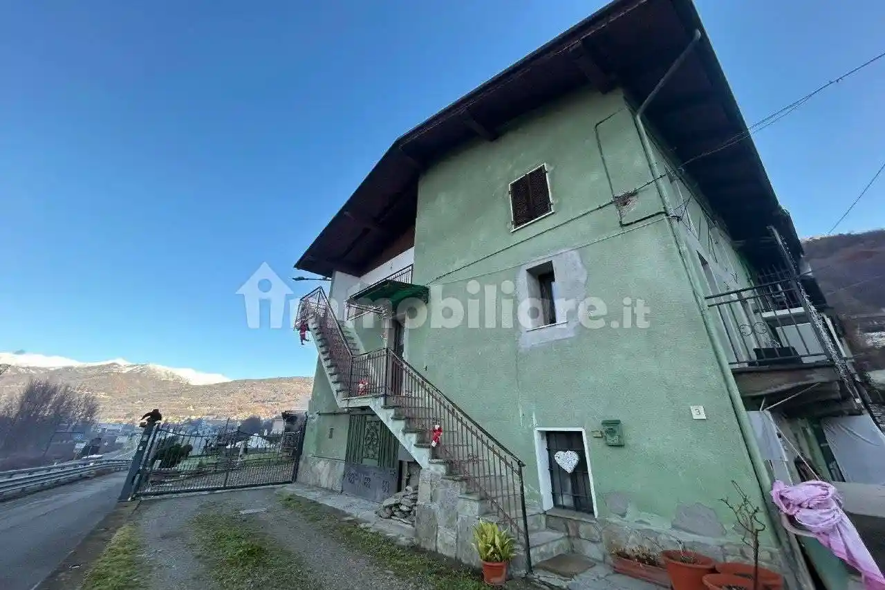 Casa indipendente in vendita a Villar Perosa