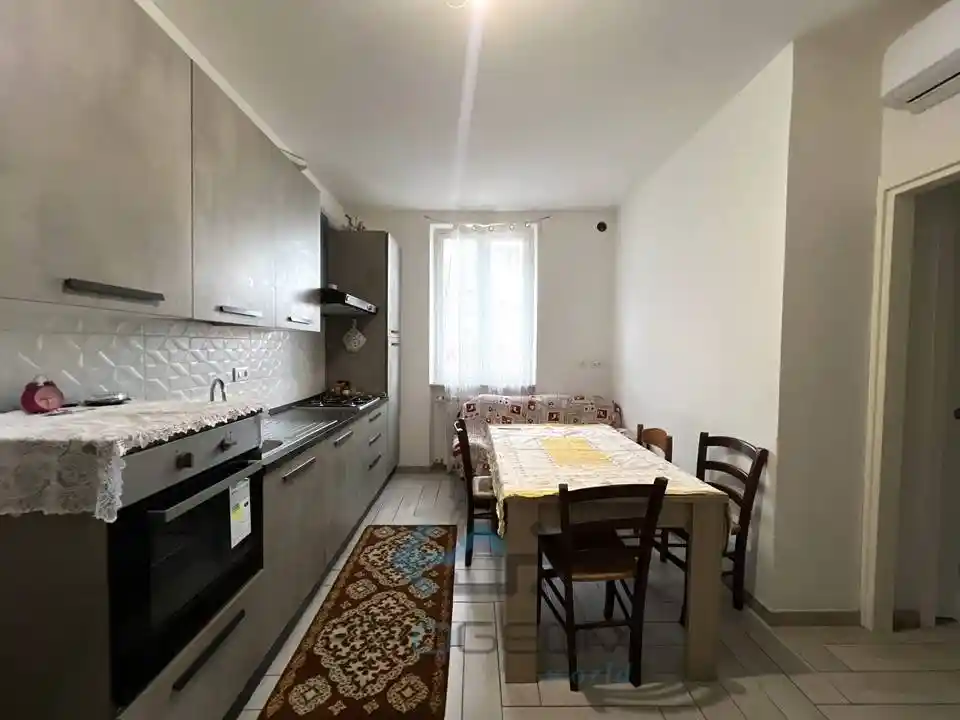 Casa indipendente in vendita a Cascina