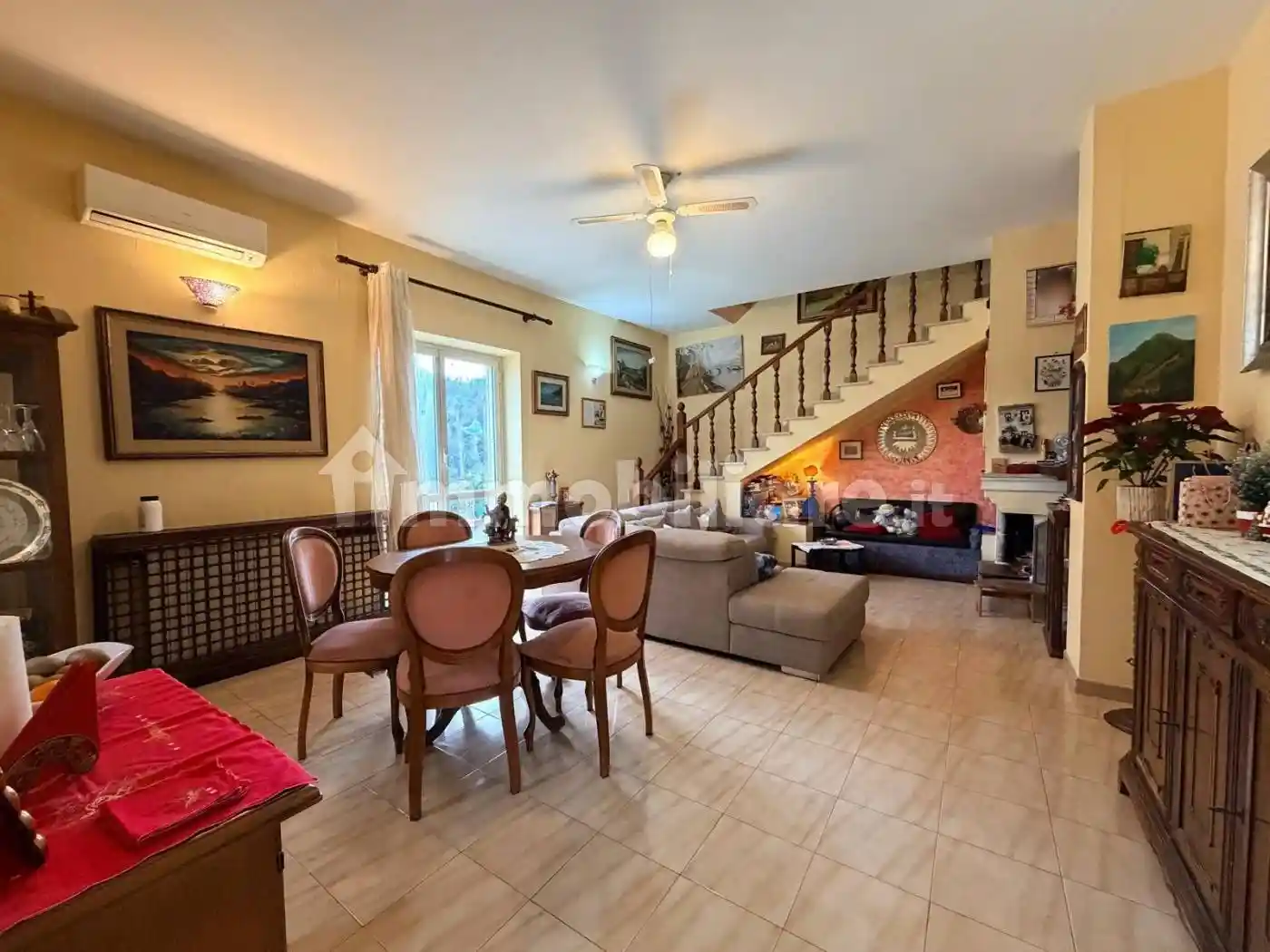 Palazzo - Edificio in vendita a Roma