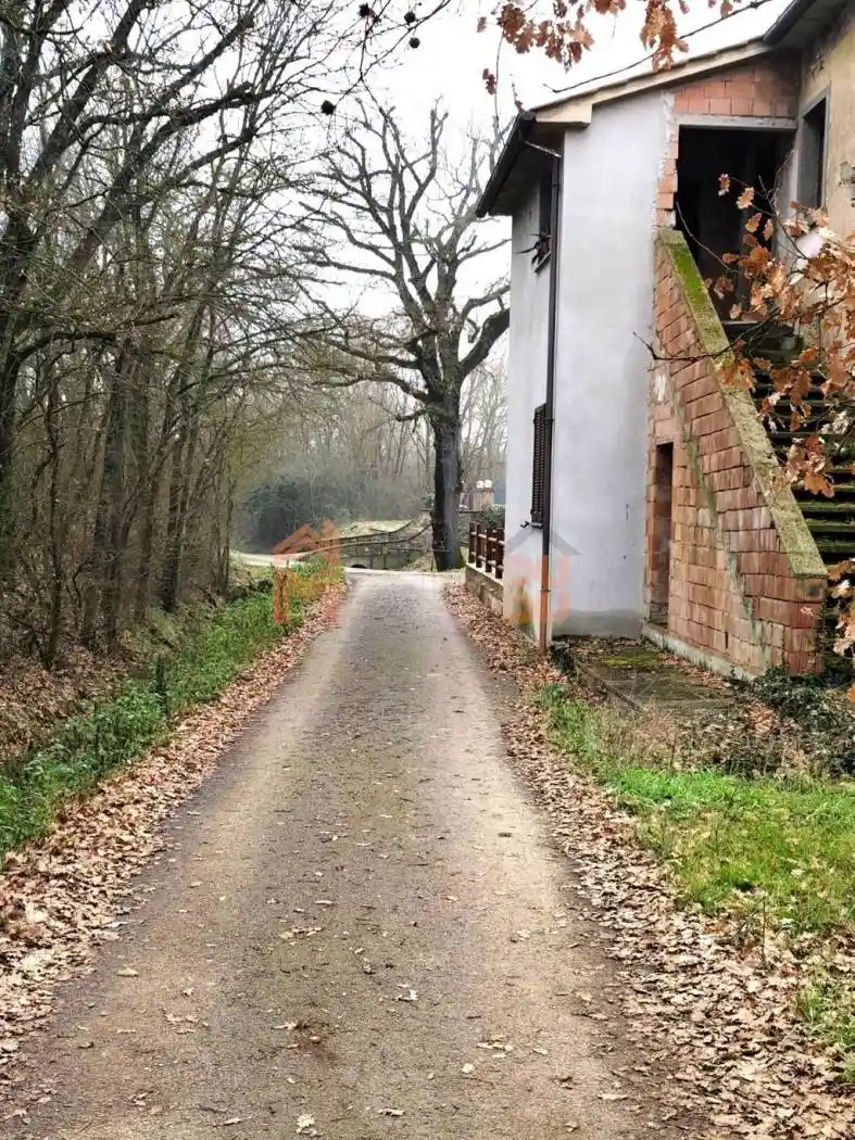 Casa indipendente in vendita a Castiglion Fiorentino