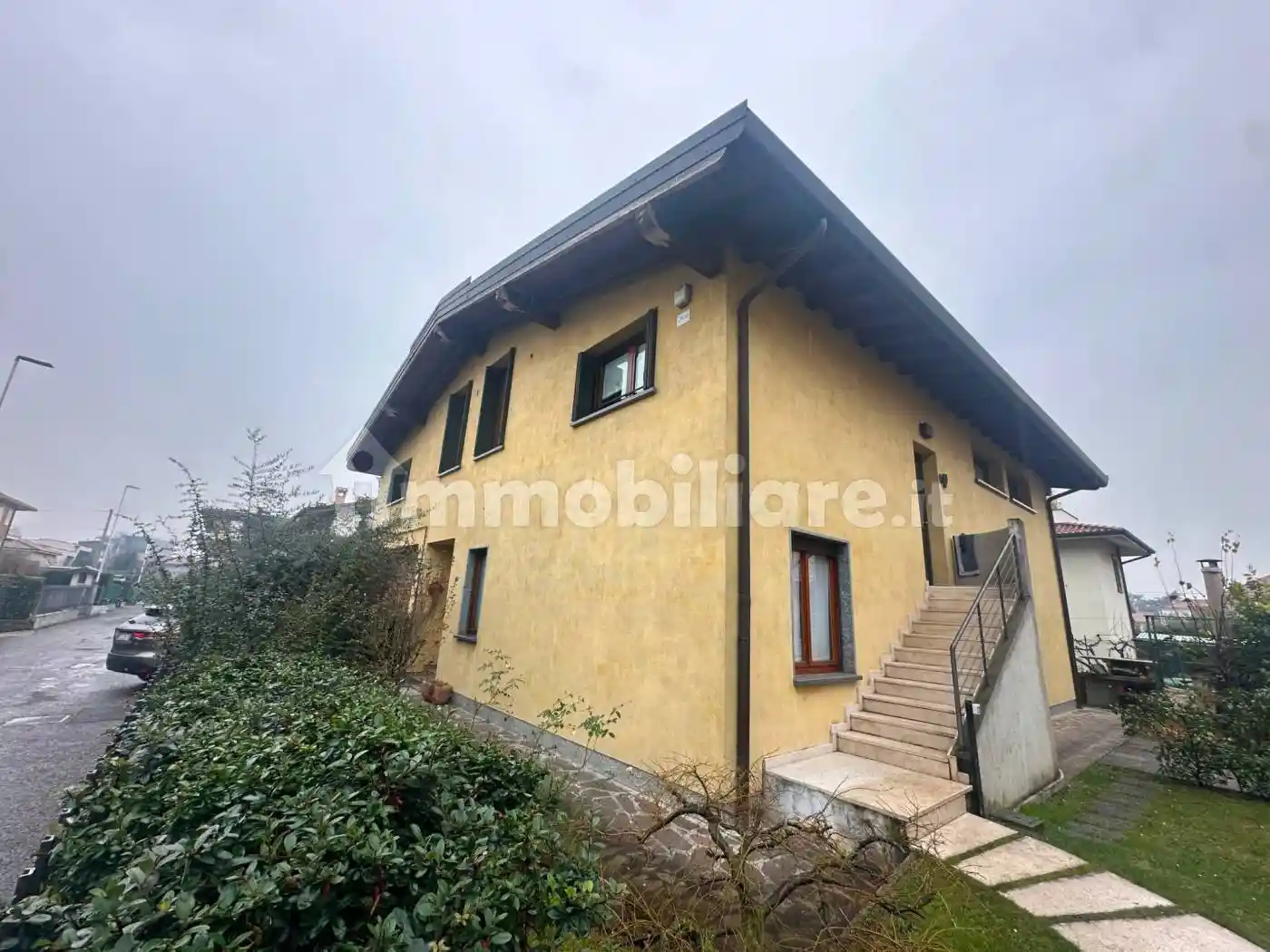 Appartamento in vendita a Curno