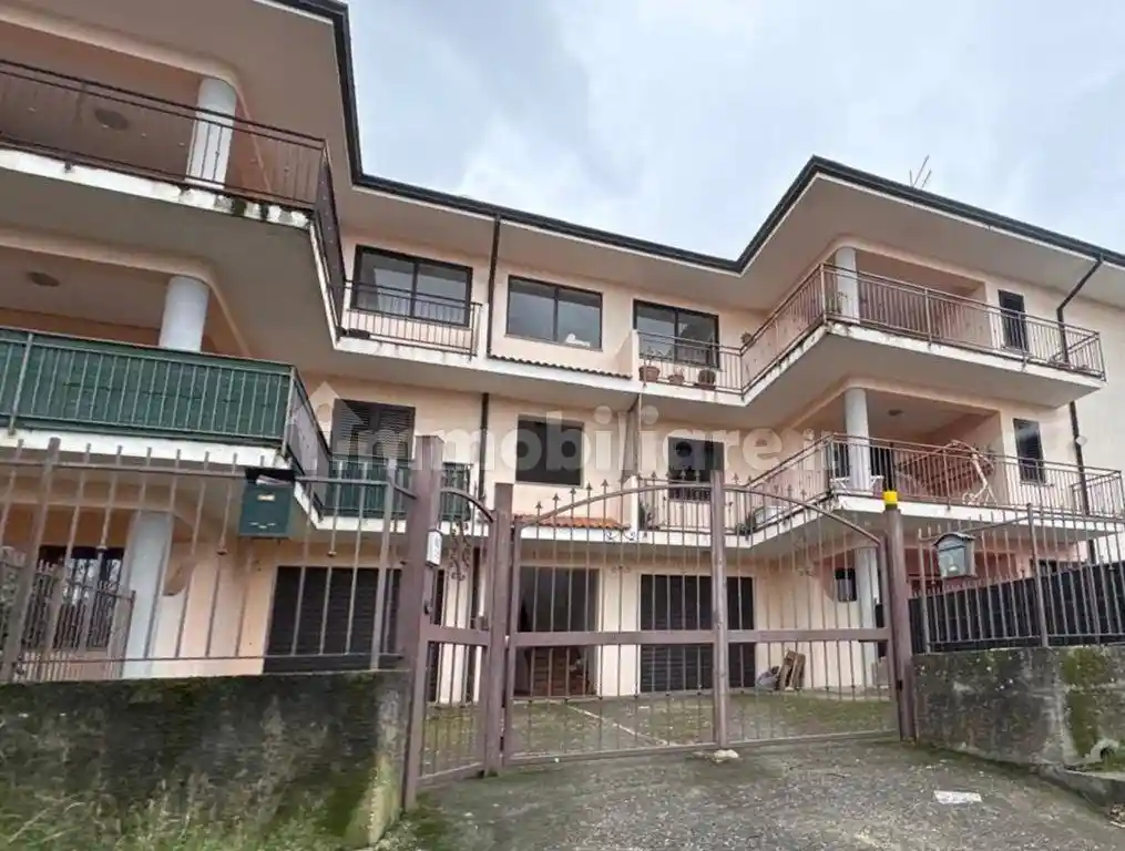 Appartamento in vendita a San Vincenzo la Costa