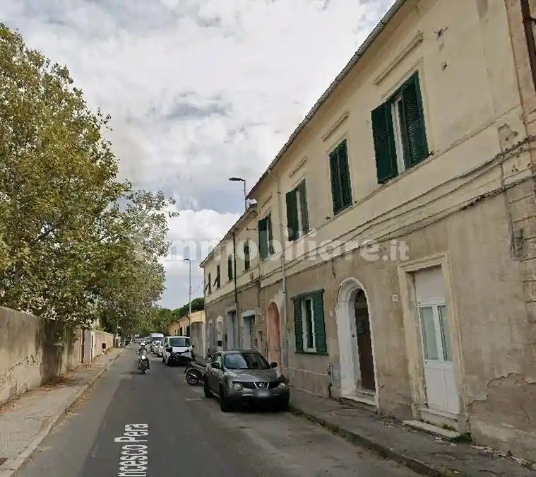 Appartamento in vendita a Livorno