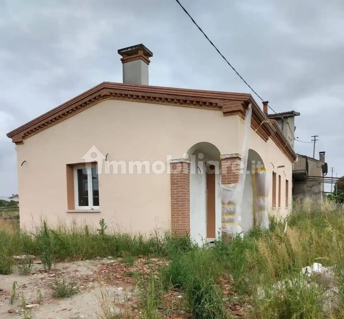 Villa in vendita a Castagnaro