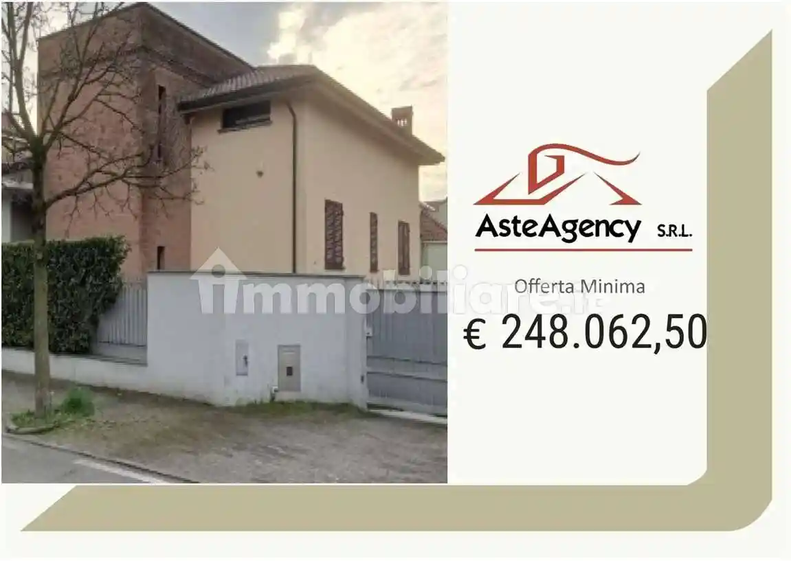 Villa in vendita a Mezzago