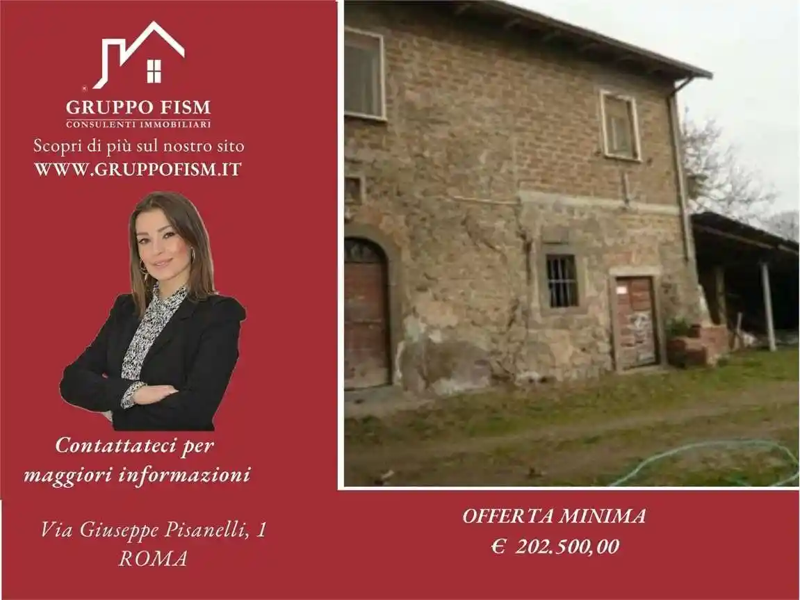 Palazzo - Stabile in vendita a Montefiascone