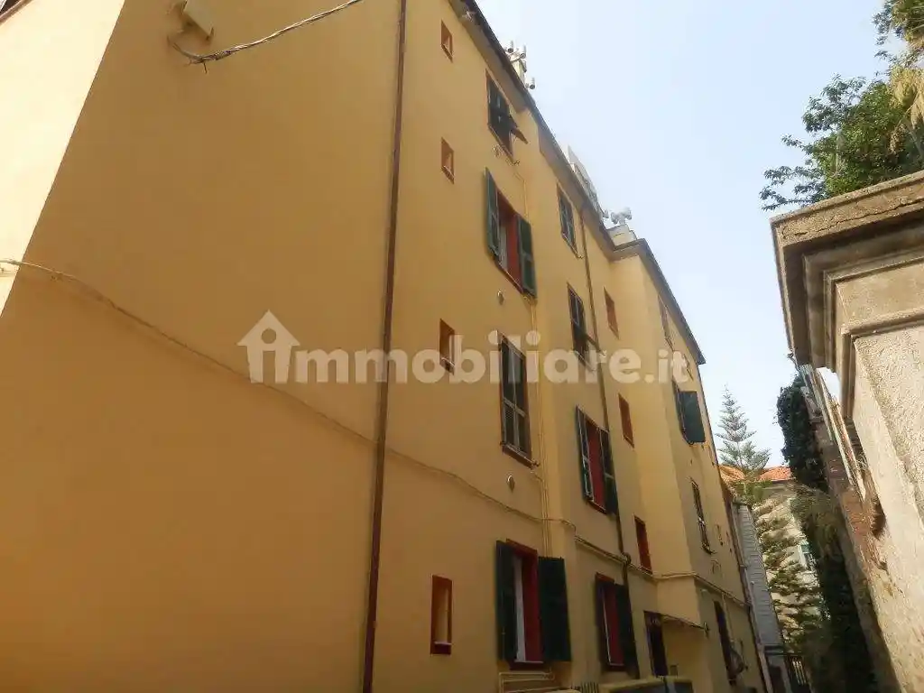 Appartamento in vendita a Savona