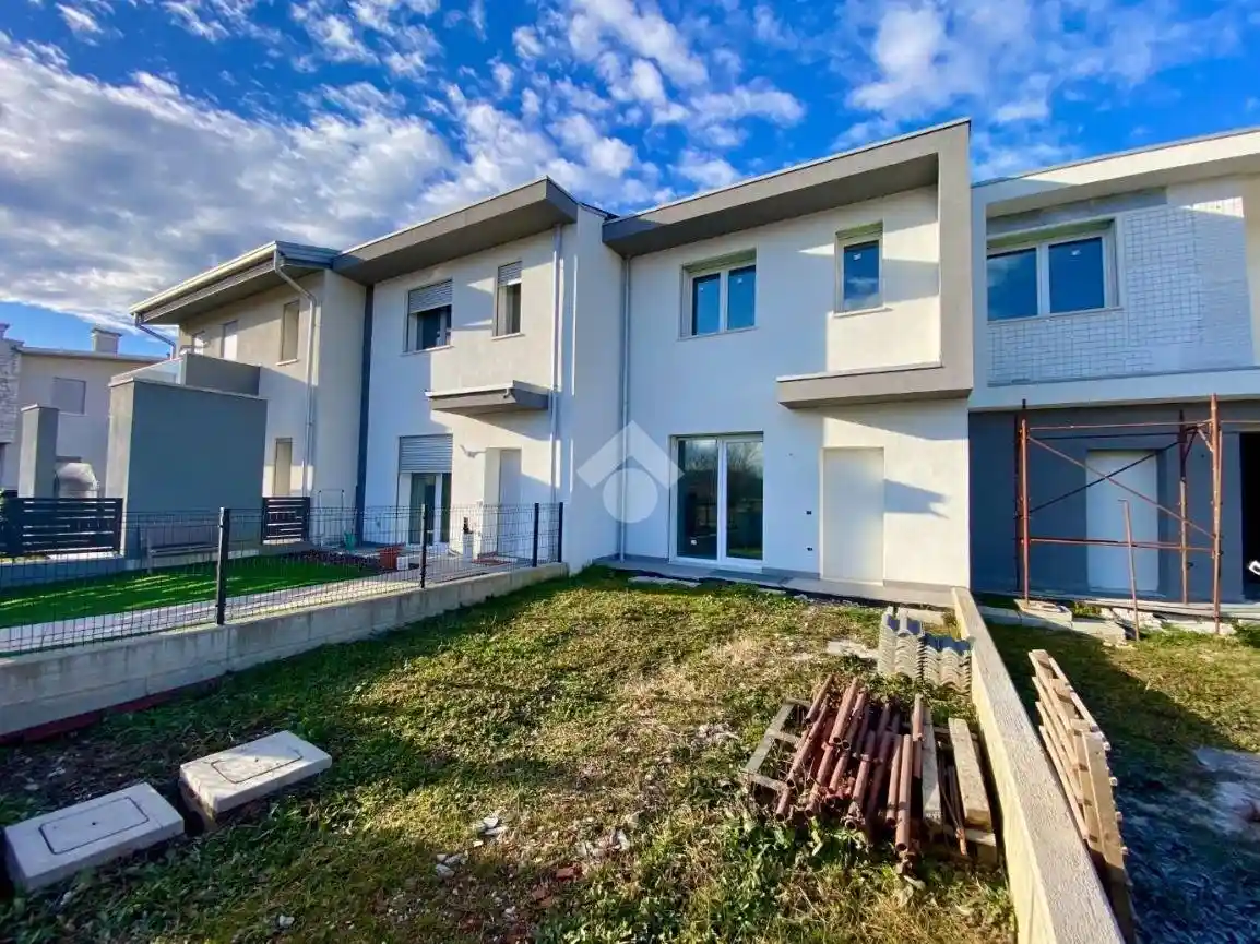 Villetta a schiera in vendita a Isola Vicentina