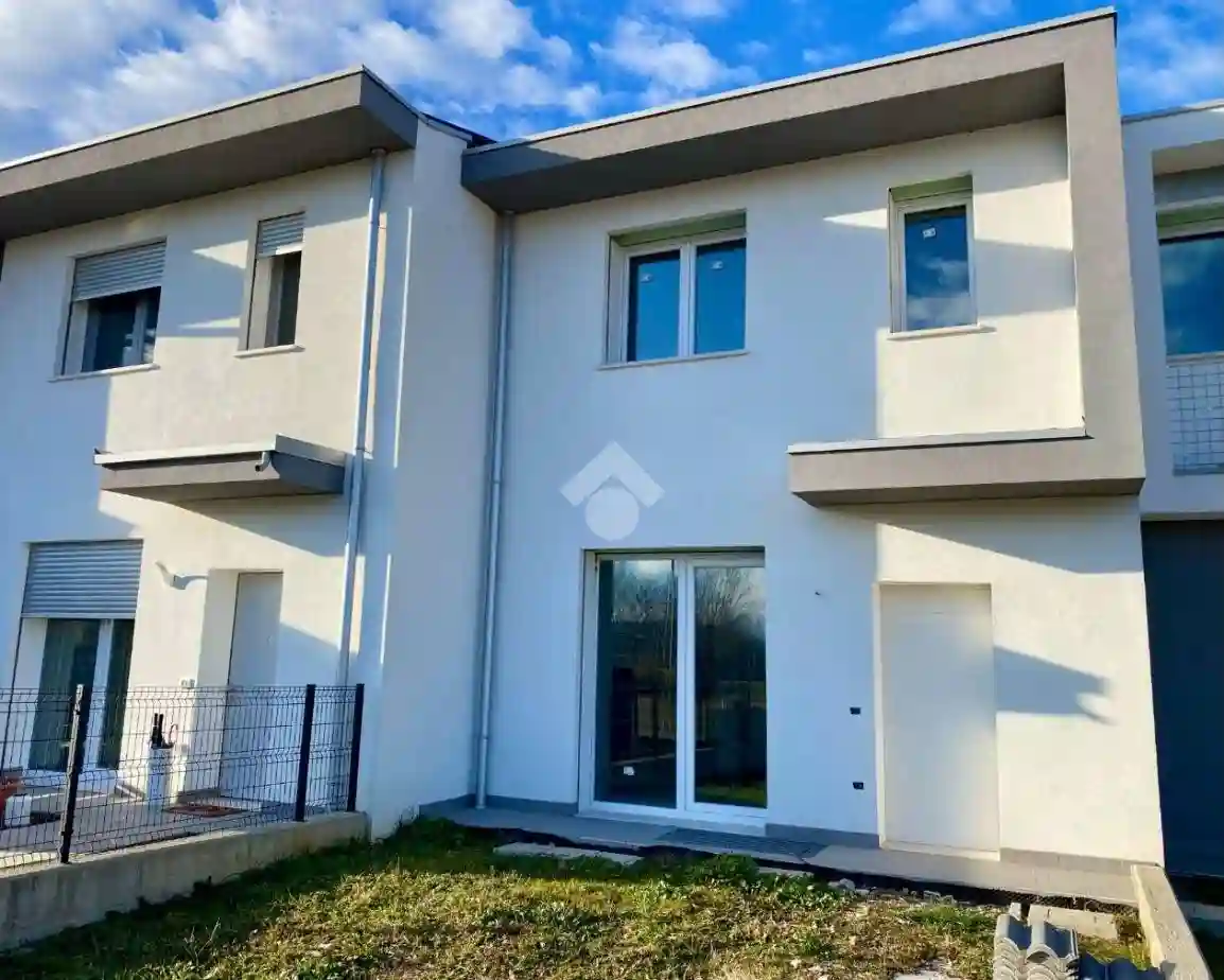 Villetta a schiera - foto 2